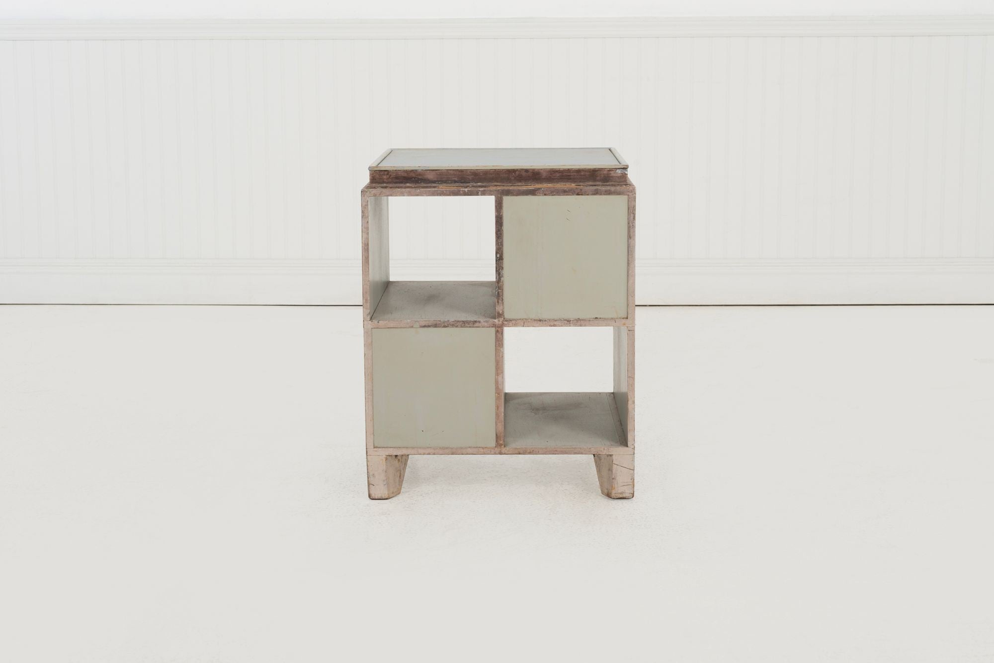 Paul Frankl Cityscape Storage Cube Table (Frankl Galleries, 1930) - Image 2