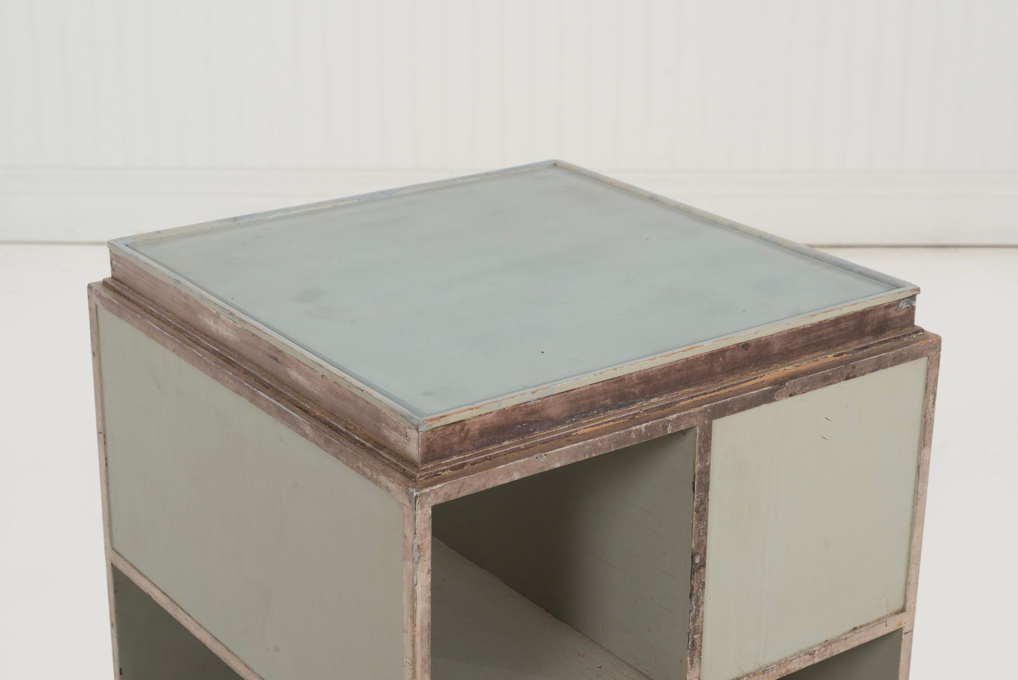 Paul Frankl Cityscape Storage Cube Table (Frankl Galleries, 1930) - Image 4